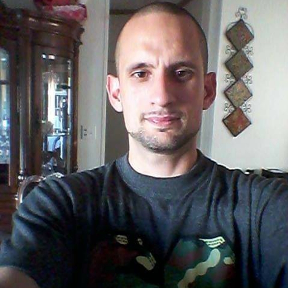 Meet your Posher, Reynaldo - Picture 5 of 10